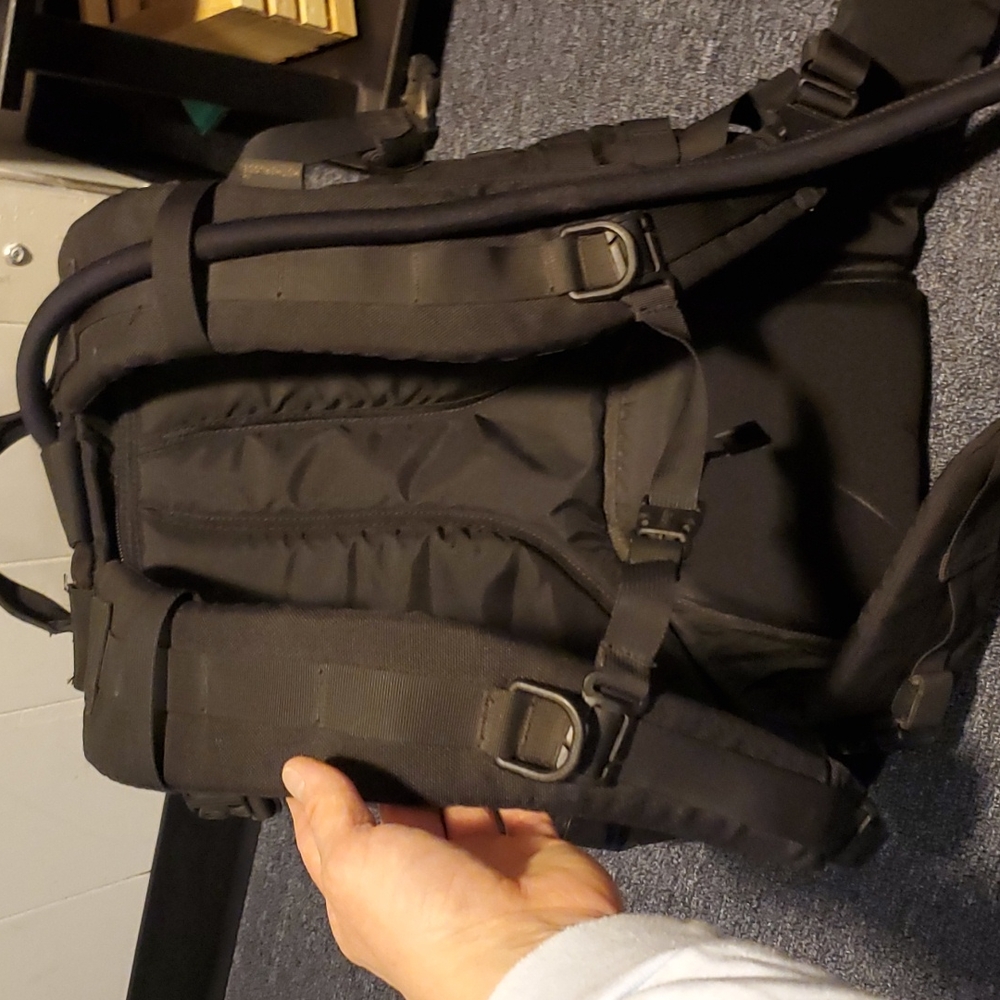 Camelbak backpack - Picture 9 of 14